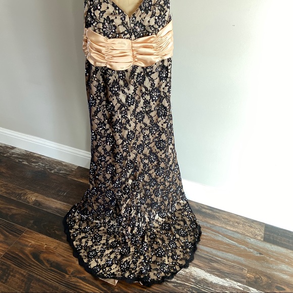 Tiffany Designs formal prom pageant, cocktail gown - Picture 6 of 8